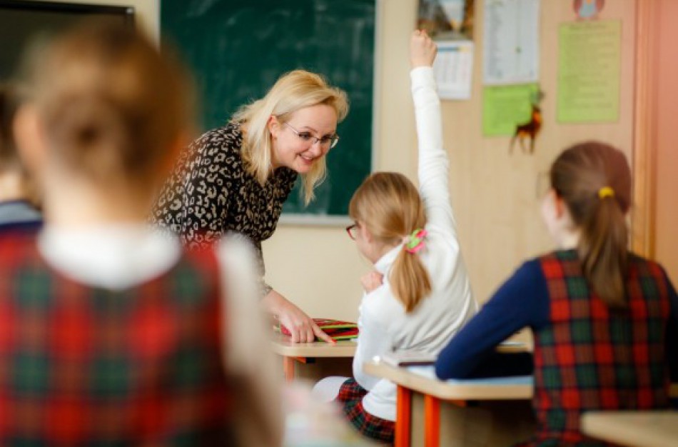Vyriausybėje aptartas pasirengimas naujiems mokslo metams