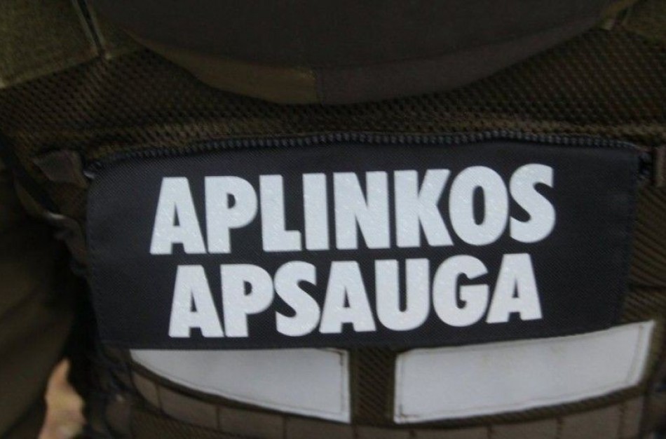 Aplinkosaugininkai pradėjo tyrimą dėl šalia kelio Rukla - Jonava juntamo kvapo