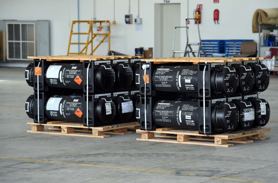 Lietuvos kariuomenė papildė JAV gamybos prieštankinių raketų sistemų „Javelin“ atsargas