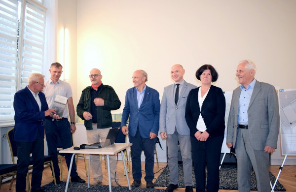 Jonavos miesto 270-asis gimtadienis – bendruomenės šventė bibliotekoje