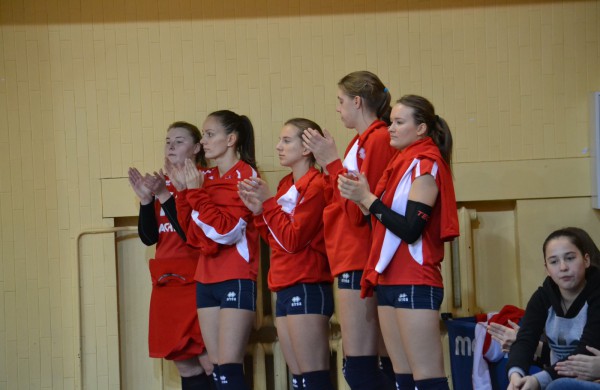 Naujojo sezono tinklinio kovas pradėjo pasikeitusi Jonavos „Achema-KKSC“ komanda