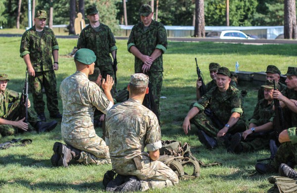 Rezervistai atnaujina žinias, kad prireikus sėkmingai galėtų dalyvauti šalies gynyboje