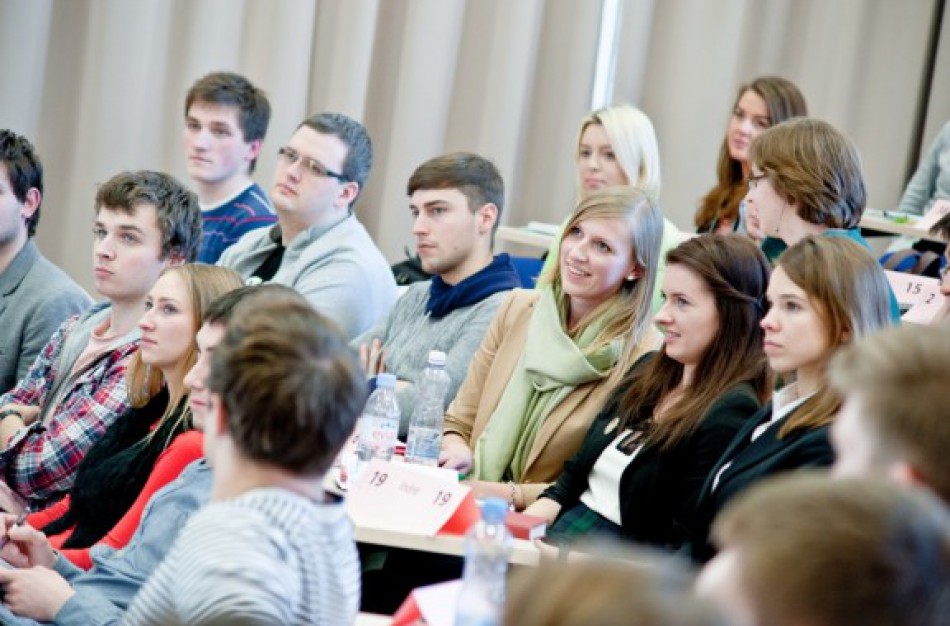 Galinčių studijuoti valstybės finansuojamose vietose šiemet jau daugiau nei buvo pakviesta studijuoti pernai
