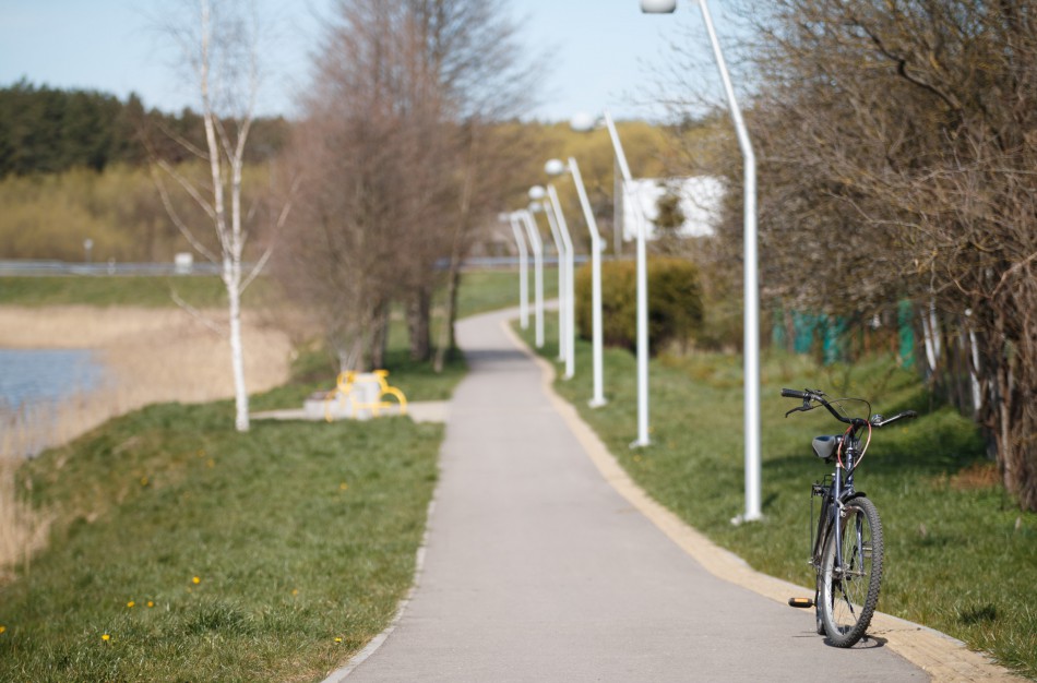 Negalią turintys sportininkai - sveikųjų varžybose Jonavoje