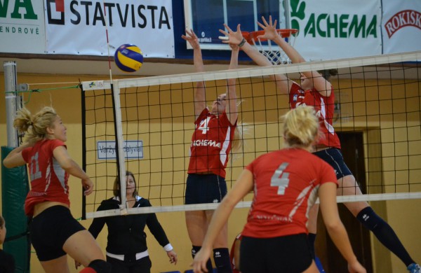 Naujojo sezono tinklinio kovas pradėjo pasikeitusi Jonavos „Achema-KKSC“ komanda