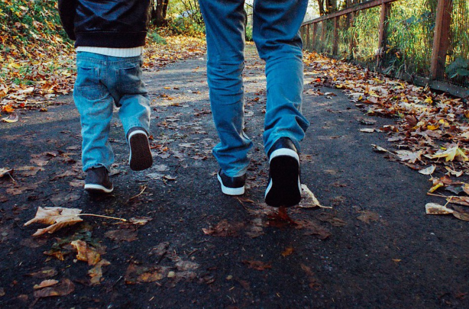 Rugsėjo 1-ąją tėvai gali palydėti vaiką į mokyklą, tačiau svarbu laikytis saugumo reikalavimų