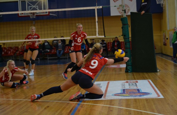 Naujojo sezono tinklinio kovas pradėjo pasikeitusi Jonavos „Achema-KKSC“ komanda