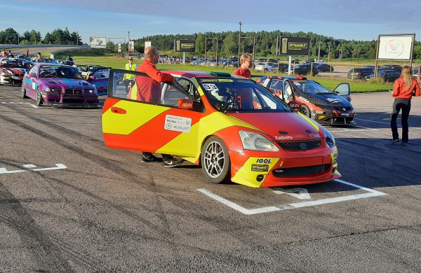 Lietuvos žiedinių lenktynių čempionato metinėje įskaitoje P. Urbonavičius užima 2 vietą