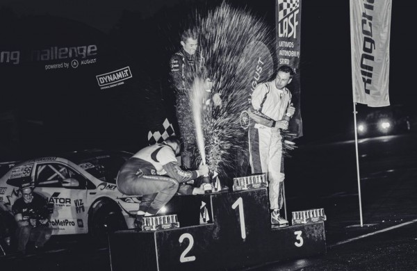 Lietuvos žiedinių lenktynių čempionato metinėje įskaitoje P. Urbonavičius užima 2 vietą