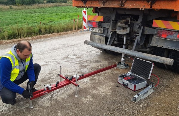 Bus asfaltuojama kelio Šveicarija-Meškonys-Gaižiūnai atkarpa, numatomi eismo ribojimai