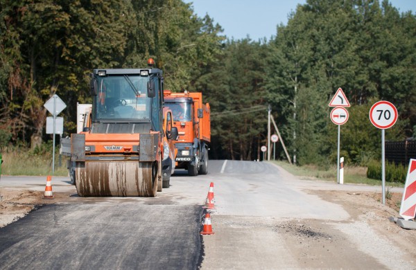 Asfaltuojama Gaižiūnų gatvė, Kranto gatvėje baigiami darbai