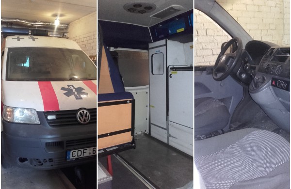 Savivaldybė aukcione parduoda traktorių, automobilius ir funkcines lovas