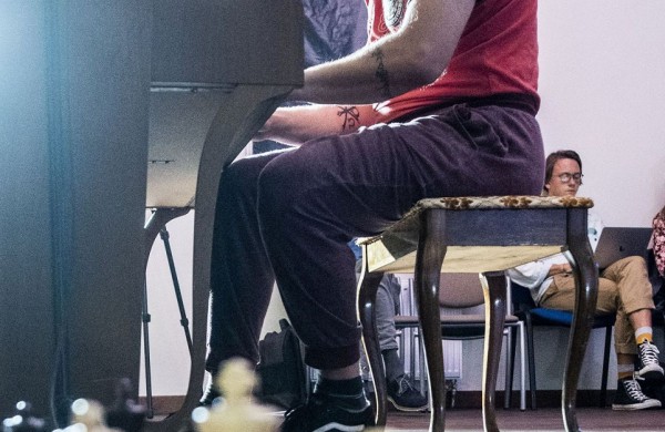 „Vaidina Marius Repšys“: tai yra menininko atsigręžimo į save istorija