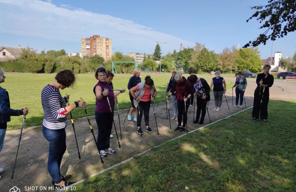 Diena su šiaurietiškomis lazdomis