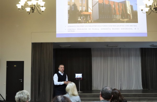 Kauno apskrities kultūros centrų narių desantas Jonavoje 