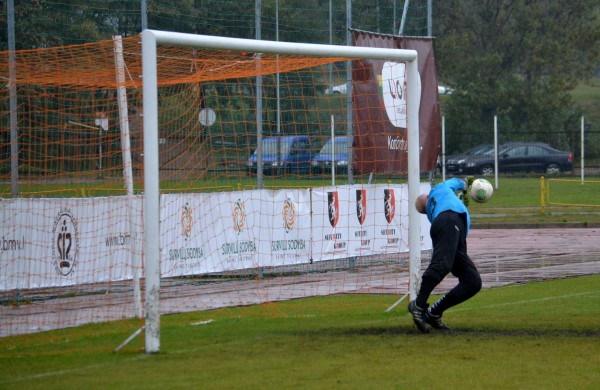 Futbolo aikštelėje varžosi Lietuvos kariuomenės sportininkai