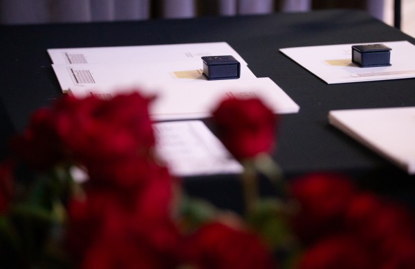 Profesinės dienos išvakarėse pagerbti ilgamečiai savivaldos darbuotojai