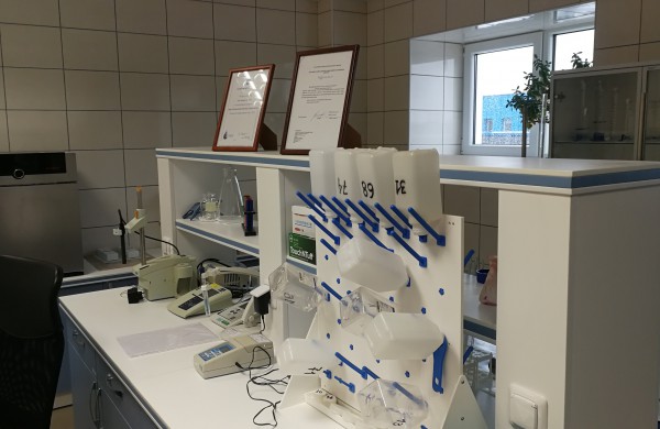 „Jonavos vandenys“ užtikrina vandens kokybę, atsiprašo dėl komunikacijos