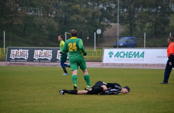 Futbolo aikštelėje varžosi Lietuvos kariuomenės sportininkai