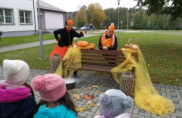 Linksma, išradinga ir ryški „Moliūgų fiesta“