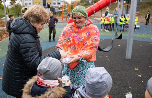 Jonavoje atidaryta dar viena vaikų žaidimų aikštelė