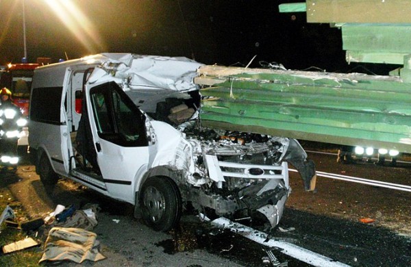 Lenkų žiniasklaida apie Jonavos politiko eismo įvykį: rasta beveik 500 pakelių cigarečių