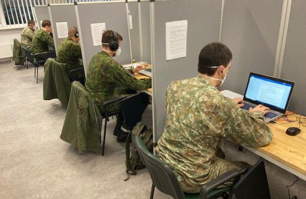Nacionaliniam visuomenės sveikatos centrui Lietuvos kariuomenės parama padidėjo iki 50 karių