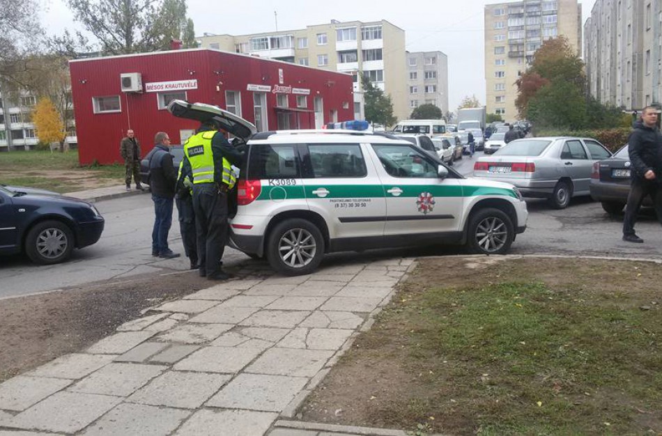 Chemikų gatvės daugiabučių kieme partrenktas mažametis