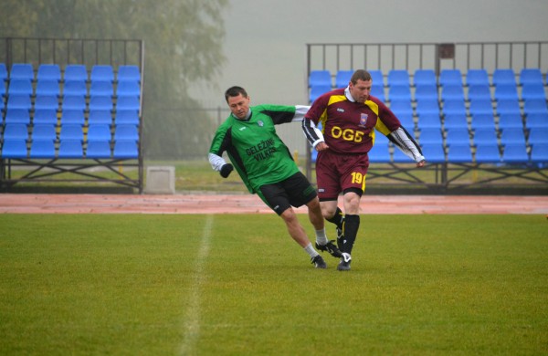 Pirmieji į finalą žengė „Sausumos pajėgų“ pirmoji komanda