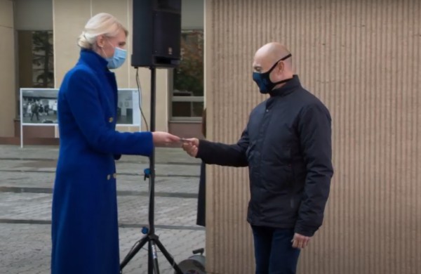 Įteikti pažymėjimai naujos kadencijos Seimo nariams