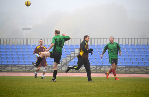 Pirmieji į finalą žengė „Sausumos pajėgų“ pirmoji komanda