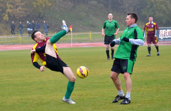 Pirmieji į finalą žengė „Sausumos pajėgų“ pirmoji komanda