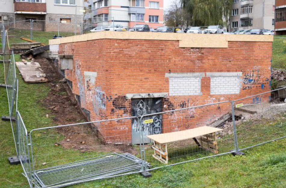 „Jonavos vandenys“ pradėjo remontuoti įrenginių pastatą Rimkuose