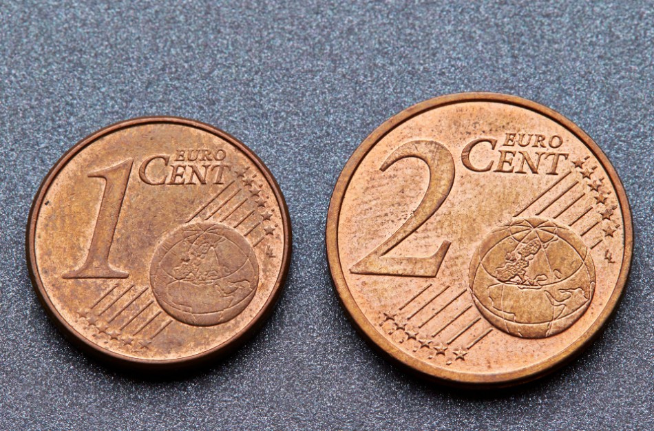 EK skelbia viešas konsultacijas dėl 1 ir 2 euro centų monetų naudojimo