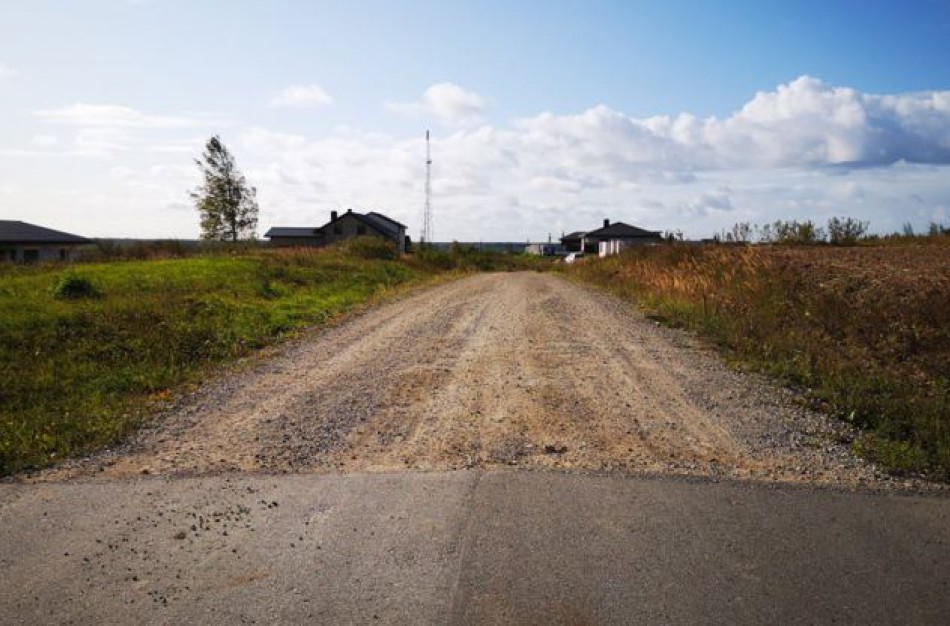 Klausimų dėl gatvių tiesimo ir asfaltavimo nemažėja: kol vienų tvarkymui rengiami projektai, kitoms dar teks palaukti savo eilės