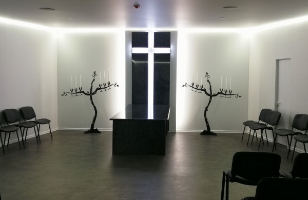 Atsinaujinę „Užuojautos namai“ pasirengę sunkią valandą padėti išlydėti artimuosius