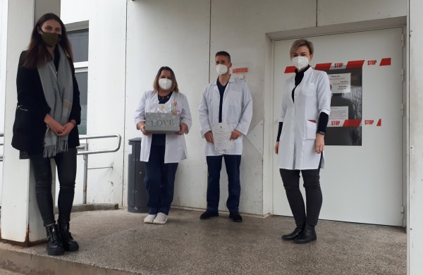 Šveicarijos progimnazijos bendruomenė kviečia švęsti Gerumo dieną