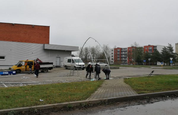 Jonavoje įrenginėjamas mobilus koronaviruso testavimo punktas