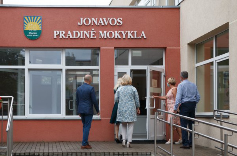 Nustačius COVID-19 židinį, užsidaro Jonavos Pradinė mokykla