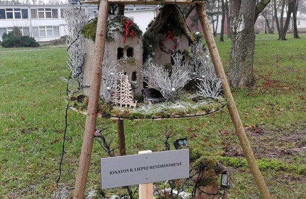 Darbai pačiame įkarštyje – aiškėja, kaip pasipuoš miesto eglė ir naujas tiltas