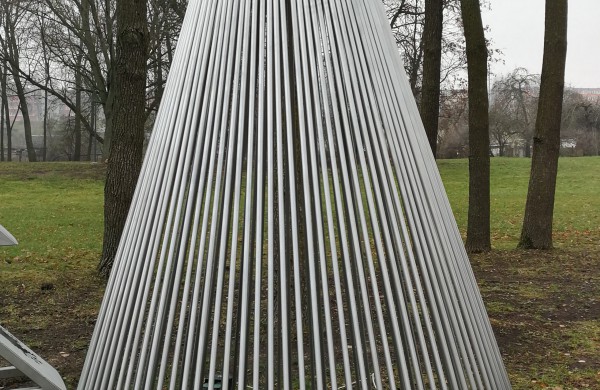 Darbai pačiame įkarštyje – aiškėja, kaip pasipuoš miesto eglė ir naujas tiltas