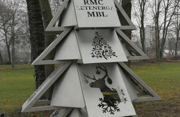 Darbai pačiame įkarštyje – aiškėja, kaip pasipuoš miesto eglė ir naujas tiltas