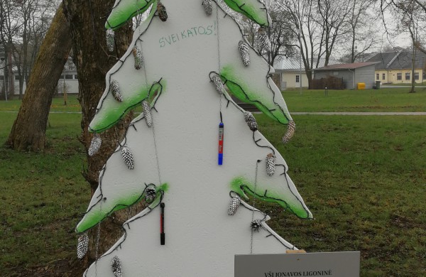 Darbai pačiame įkarštyje – aiškėja, kaip pasipuoš miesto eglė ir naujas tiltas