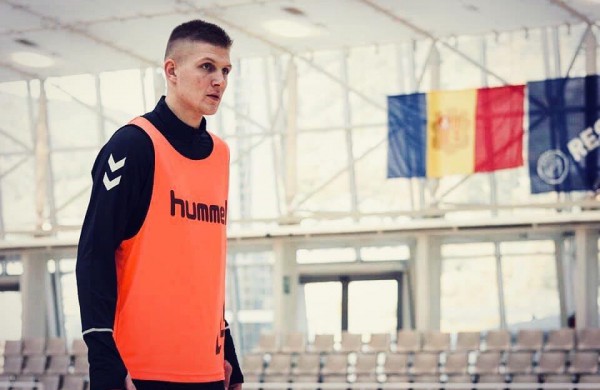 Futbolininkas B. Spietinis: Atstovauti savo šaliai, miestui ir šeimai – didelė garbė