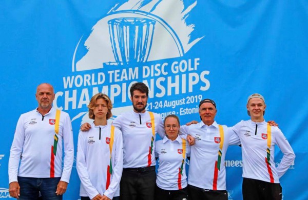 Daugkartinė Lietuvos diskgolfo čempionatų laimėtoja M. Jurgelevičiūtė: ,,Džiaugiuosi, kad šio žaidimo populiariumas nuolat auga“