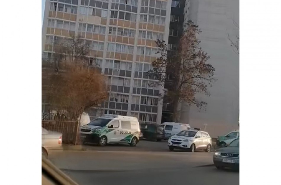 Aiškėja daugiau detalių apie rastą negyvą vyrą – įtariama žmogžudystė