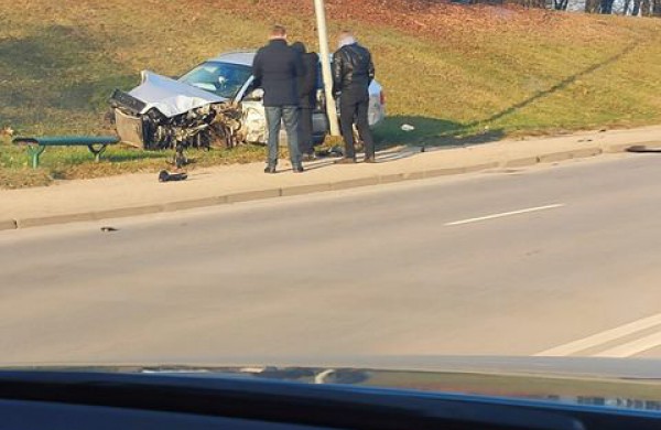 J. Basanavičiaus gatvėje - trijų automobilių susidūrimas: vienas vairuotojas - neblaivus