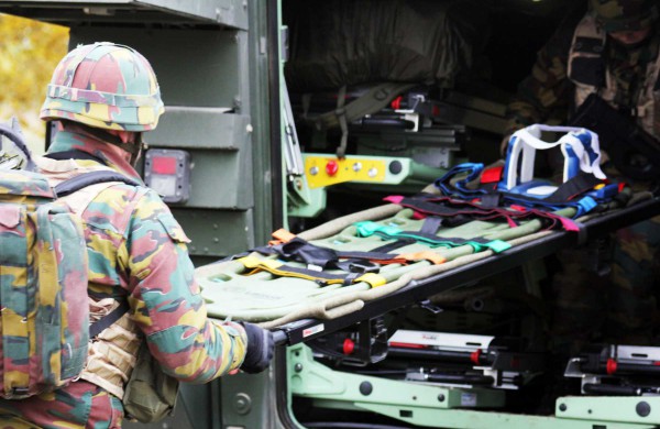 Jonavoje karines pratybas stebėjo Belgijos ir Liuksemburgo gynybos ministrai