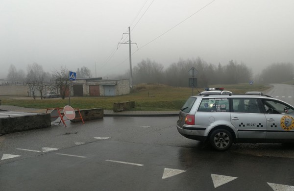 Miestui užsidarius, kai kurie vairuotojai suskubo aiškinti, kad apie ribojimus girdi pirmą kartą