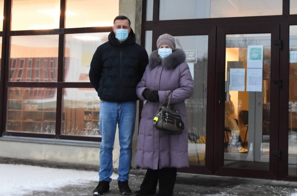 Herojai tarp mūsų - aktyvūs jonaviečiai padeda senjorams